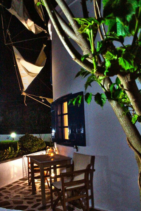 Anemomilos Studios Gerani  Exteriör bild